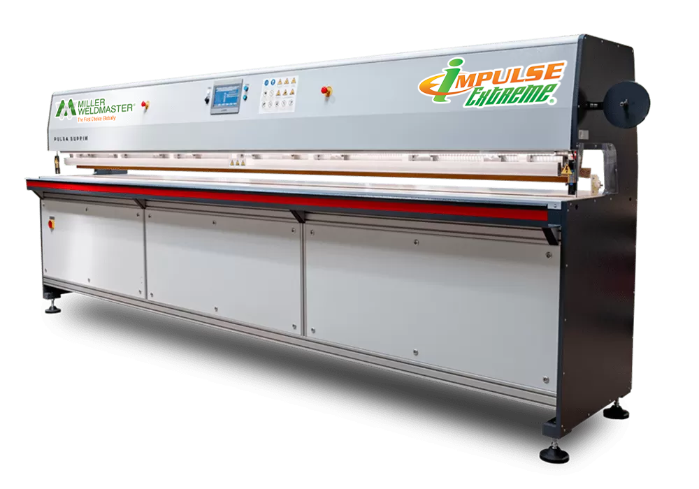 Soldadora por impulsos Miller Weldmaster , que sella tejidos termoplásticos con calor y presión de precisión para obtener costuras limpias y duraderas.